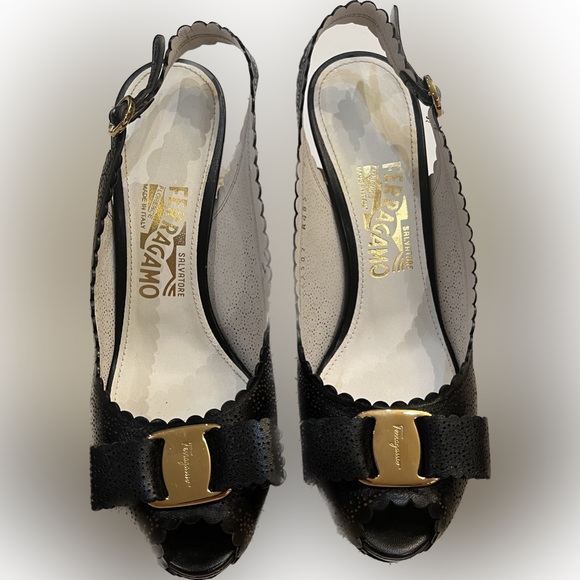 Salvatore Ferragamo Maya Lace 9cm Heels - Picture 2 of 3